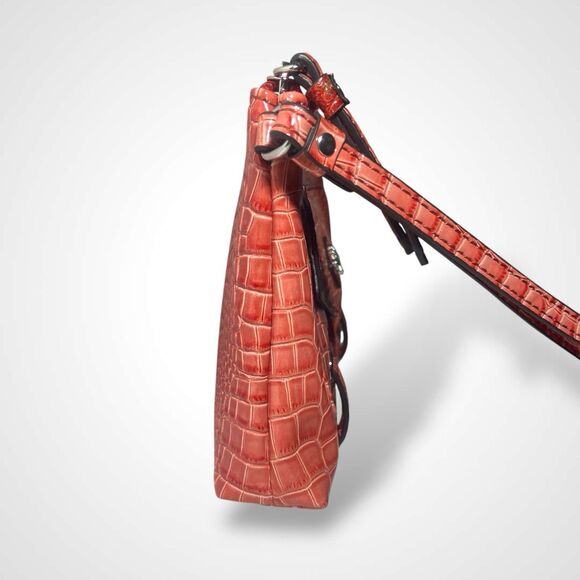 Simply Vera Wang Zip Top Wristlet Faux Croc Evening Clutch Handbag Pouch Coral - Picture 4 of 11